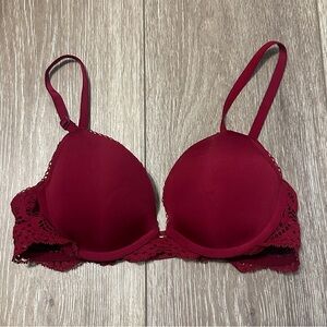 Victoria's Secret Red Push-Up Lace Bra